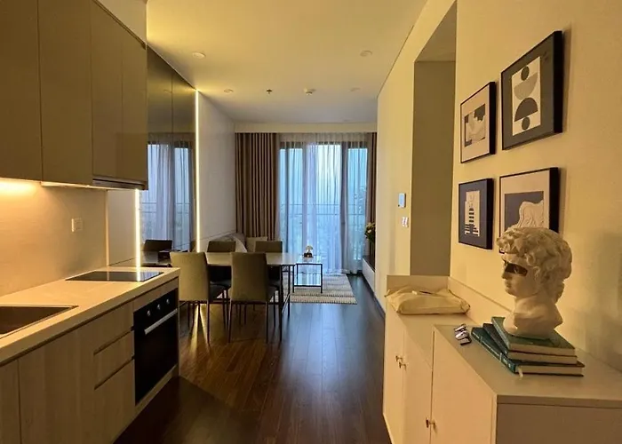 Mai Homestay, 2 Bedrooms, 2 Bathrooms, Masteri West C Building