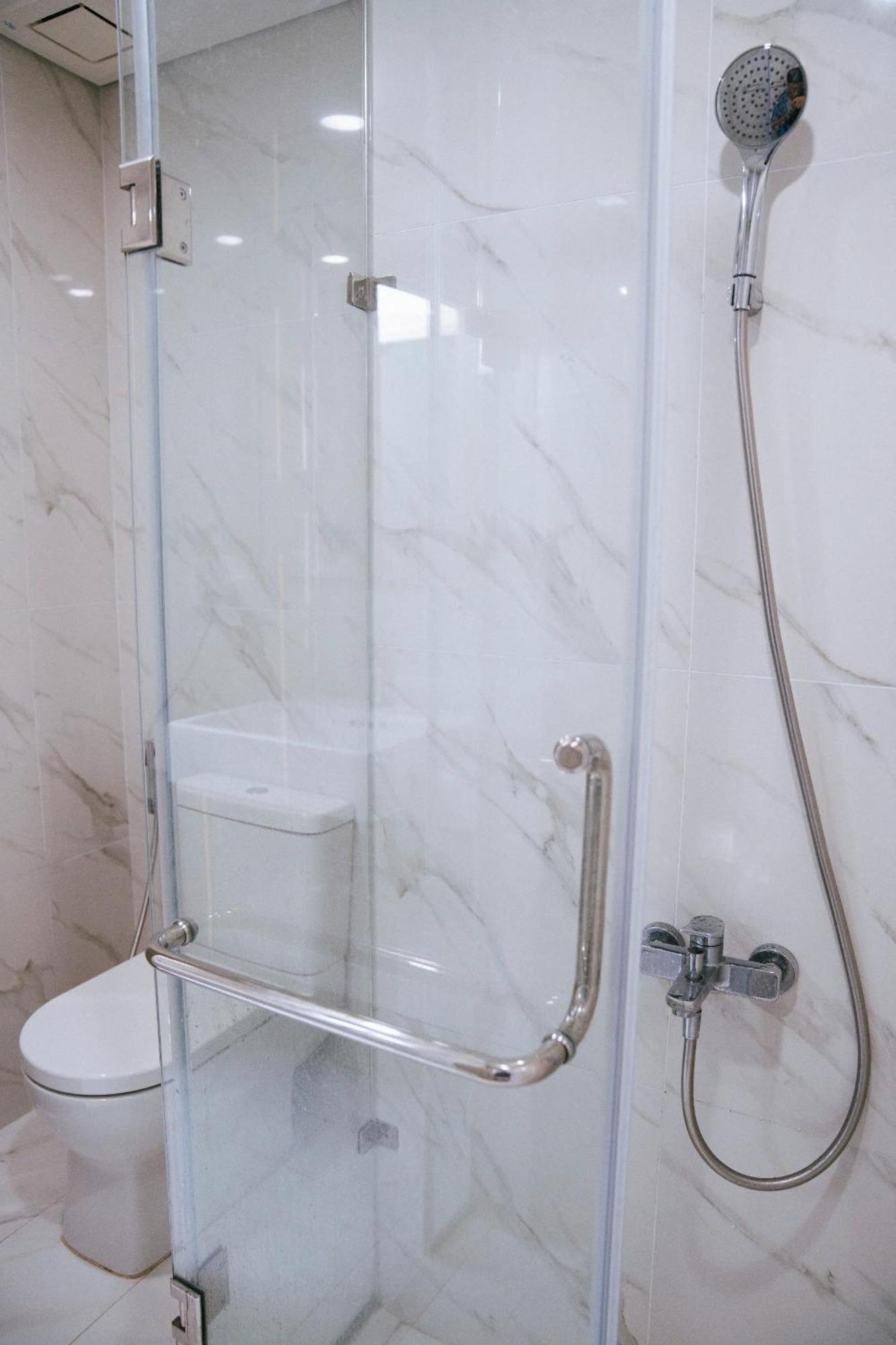 Mai Homestay, 2 Bedrooms, 2 Bathrooms, Masteri West C Building Căn hộ